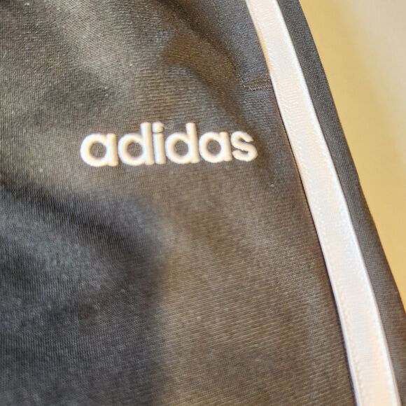 Adidas Joggers Black W/White Strips On Side Of Legs Youth L/G {14} - Picture 3 of 4